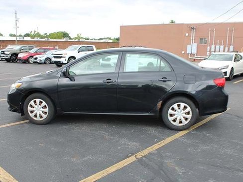 Used 2010 Toyota Corolla LE FWD image 7