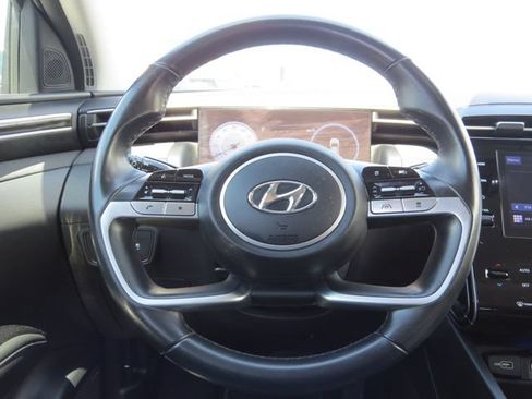 Used 2022 Hyundai Tucson SEL w/ Convenience + Premium Package FWD image 18