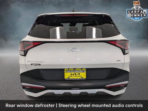 Used 2024 Kia Sportage LX image 6