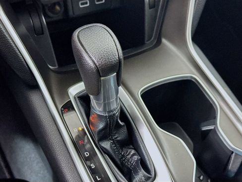 Used 2018 Honda Accord LX image 18