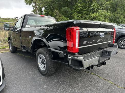 New 2025 Ford F250 XL w/ XL Chrome Package RWD image 6
