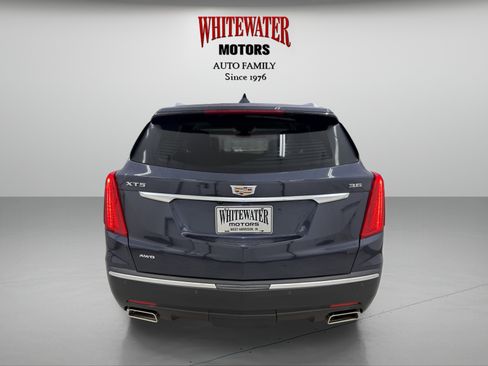 Used 2019 Cadillac XT5 Premium Luxury w/ Driver Assist Package AWD/4WD image 3