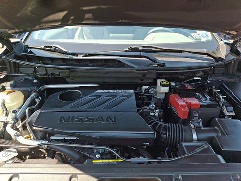 Used 2022 Nissan Rogue SV AWD/4WD image 26