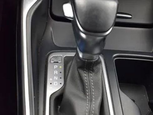 Used 2022 Kia Sorento S image 34