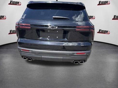 Used 2024 Chevrolet Traverse LS w/ Midnight/Sport Edition AWD/4WD image 6