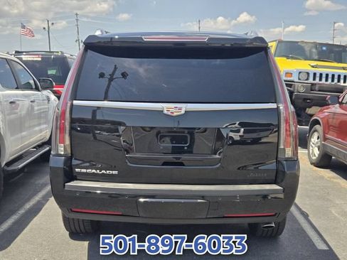 Used 2020 Cadillac Escalade Luxury AWD/4WD image 3