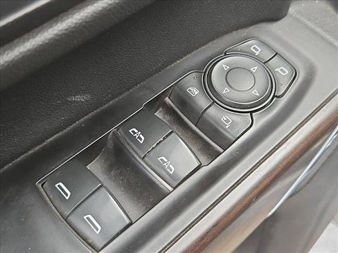 Used 2020 GMC Sierra 1500 SLT AWD/4WD image 11