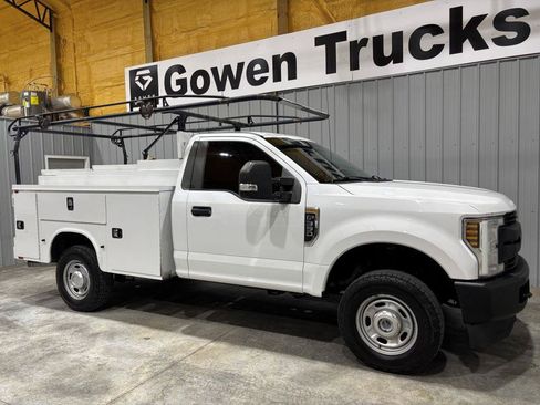 Used 2018 Ford F350 XL AWD/4WD image 3