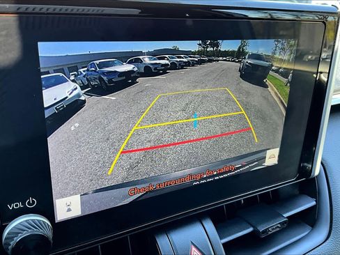 Used 2024 Toyota RAV4 LE image 27