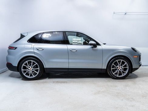 New 2026 Porsche Cayenne image 8
