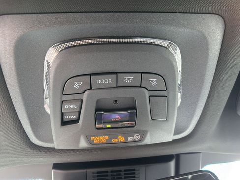 New 2026 Toyota C-HR AWD/4WD image 28