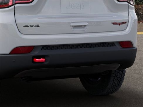 New 2026 Jeep Compass Trailhawk image 13