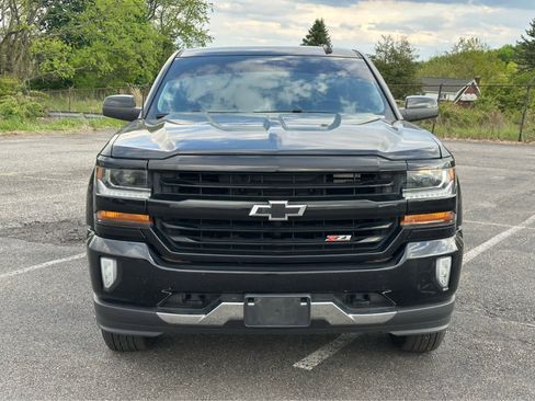 Used 2019 Chevrolet Silverado 1500 LT w/ All Star Edition AWD/4WD image 2