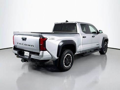 Used 2024 Toyota Tacoma TRD Off-Road w/ TRD Off Road Upgrade Package AWD/4WD image 4