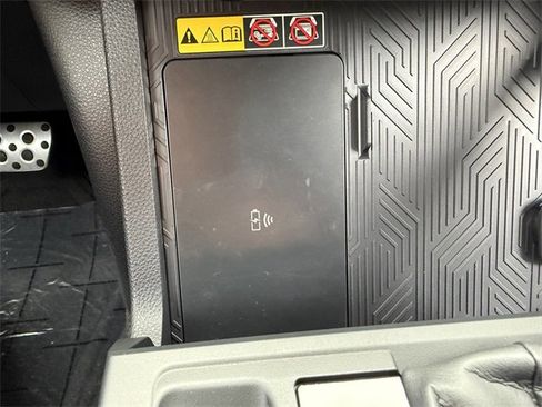 Certified 2025 Toyota 4Runner TRD Sport Premium image 31