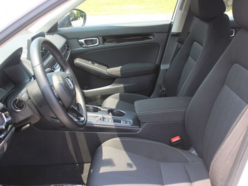 Used 2023 Honda Civic EX image 11