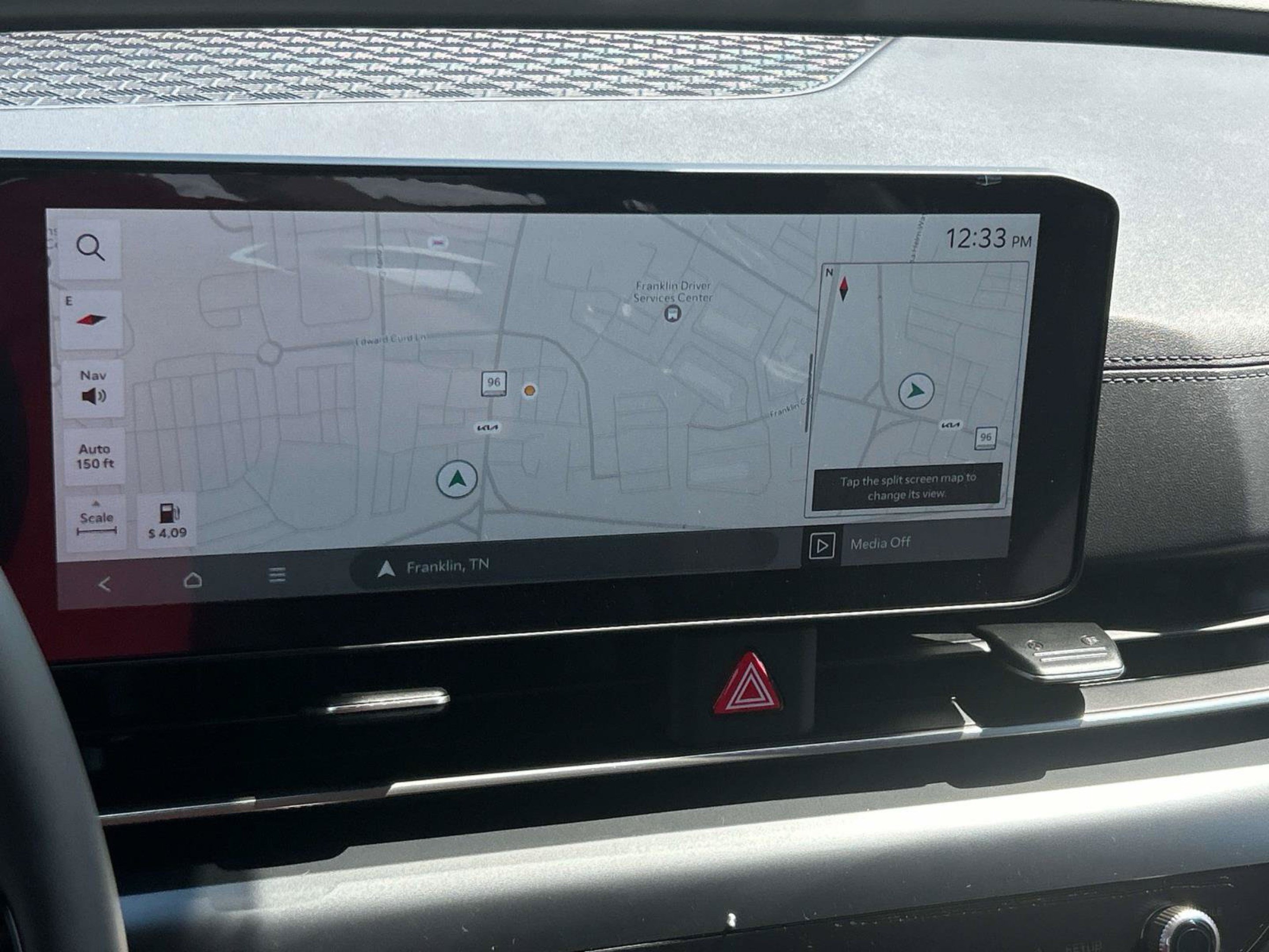 New 2027 Kia Carnival LX FWD image 25