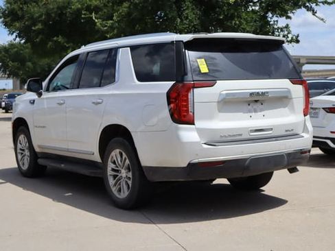 Used 2021 GMC Yukon SLT w/ Rear Media and Nav Package RWD image 3