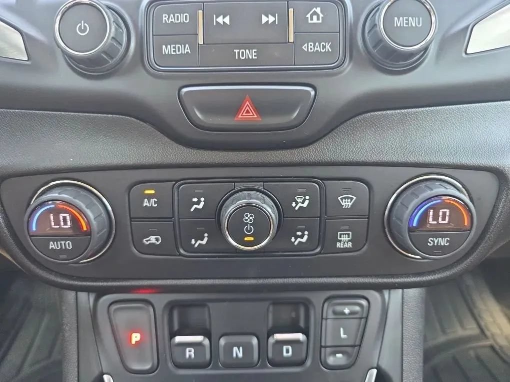 Used 2018 GMC Terrain SLT FWD image 31
