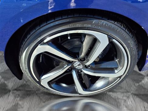 Used 2019 Honda Accord Sport image 17
