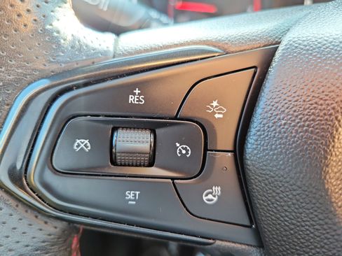 Used 2023 Chevrolet TrailBlazer RS image 19