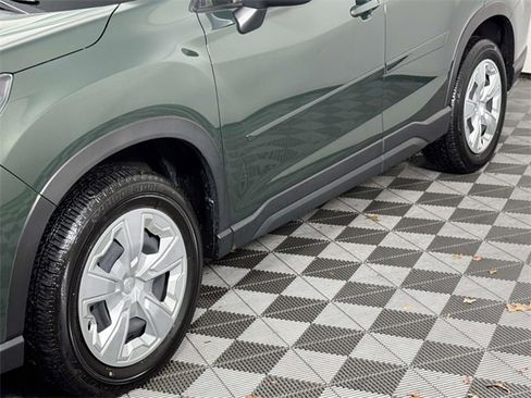 Certified 2023 Subaru Forester image 13