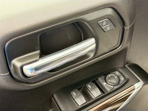 Used 2019 Chevrolet Silverado 1500 RST image 17