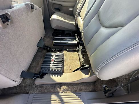 Used 2003 Chevrolet Suburban LS w/ LS Preferred Equipment Group RWD image 37