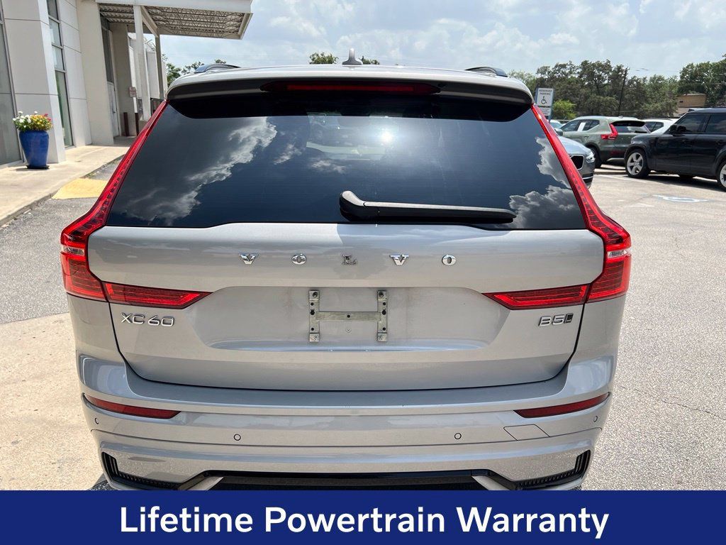 Certified 2024 Volvo XC60 B5 Plus AWD/4WD image 6