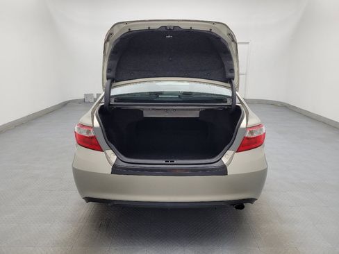 Used 2015 Toyota Camry XSE image 29