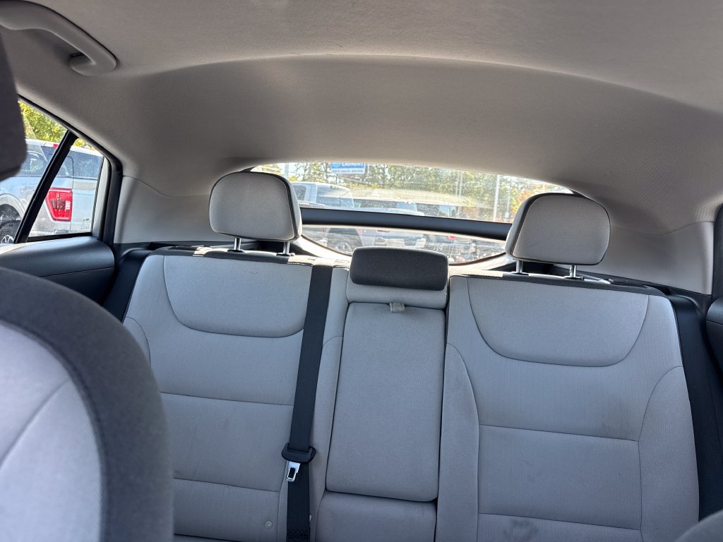 Used 2022 Hyundai Ioniq SEL FWD image 36