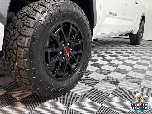 Used 2026 Toyota Tundra Limited AWD/4WD image 13