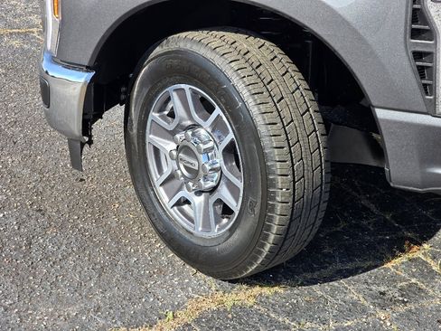 New 2026 Ford F350 Lariat image 22