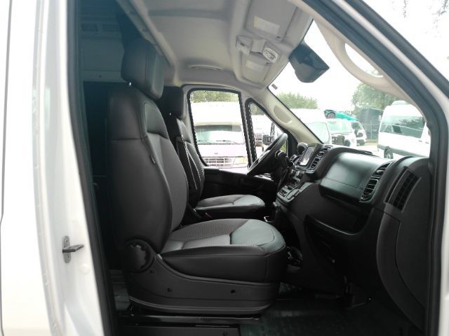 Used 2025 RAM ProMaster 2500 w/ Convenience Group FWD image 21