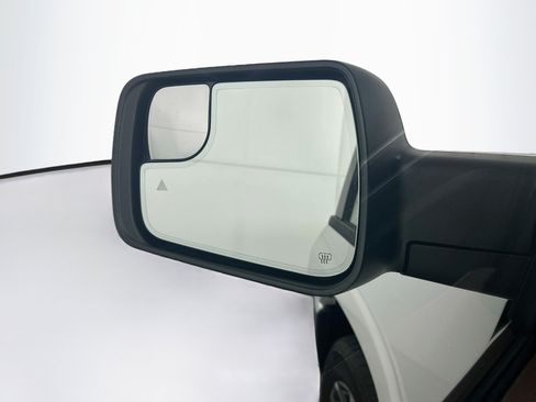 Used 2025 RAM 1500 Laramie w/ Advanced Safety Group II AWD/4WD image 16