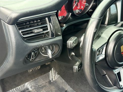 Used 2021 Porsche Macan GTS image 11