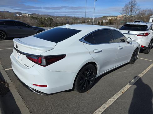 Used 2022 Lexus ES 350 F Sport w/ Accessory Package 2 image 2