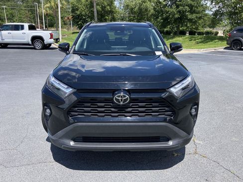 Used 2022 Toyota RAV4 XLE Premium FWD image 8