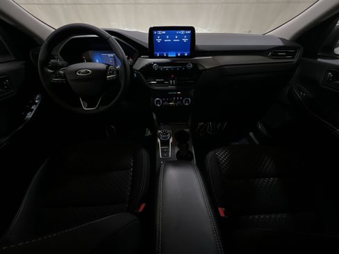 Used 2024 Ford Escape Active w/ Cold Weather Package FWD image 31