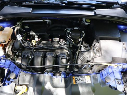 Used 2014 Ford Focus Titanium FWD image 38