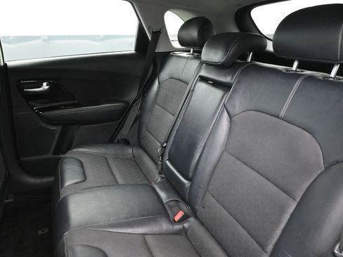Used 2019 Kia Niro S Touring image 23
