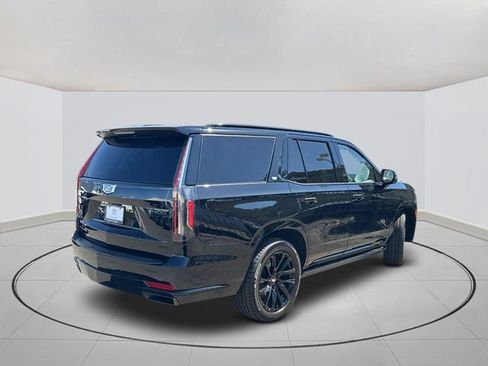 Certified 2021 Cadillac Escalade Sport Platinum w/ LPO, ONYX Package RWD image 11