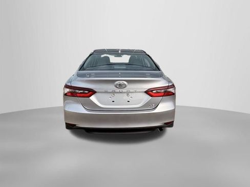 Used 2024 Toyota Camry LE image 7