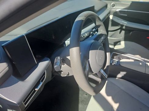 Used 2024 Hyundai Sonata SEL FWD image 9