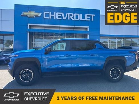 Used 2026 Chevrolet Silverado EV Trail Boss AWD/4WD image 1