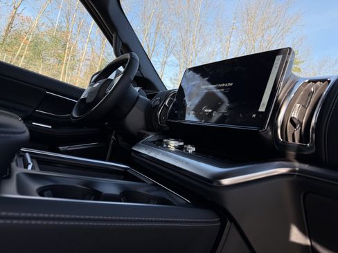 New 2025 Ford Expedition Max Platinum w/ Stealth Performance Package image 34