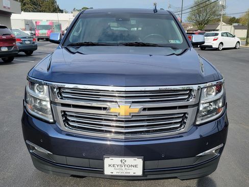 Used 2019 Chevrolet Suburban Premier image 2