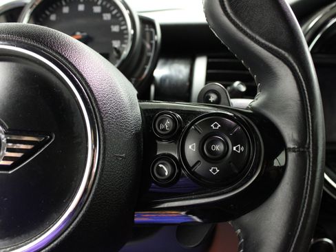 Used 2019 MINI Cooper S image 29