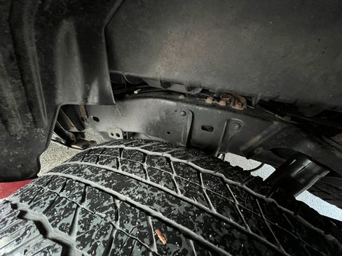 Used 2014 Toyota Tacoma 4x4 Access Cab w/ SR5 Package image 11