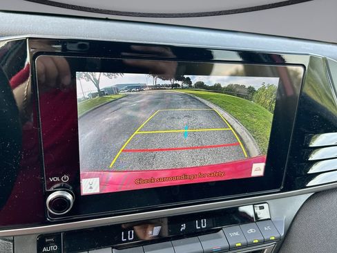 Used 2025 Toyota Camry LE FWD image 23